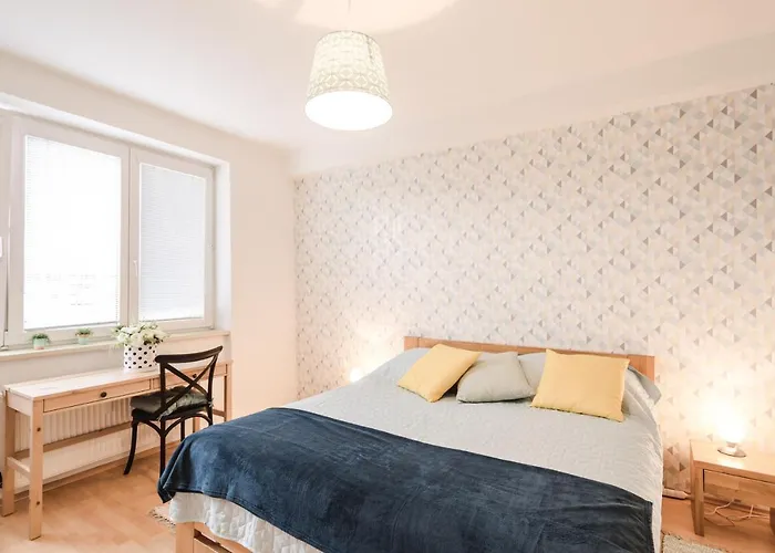 Flexihome Sk - Vodna - Centre - With Ac Apartman